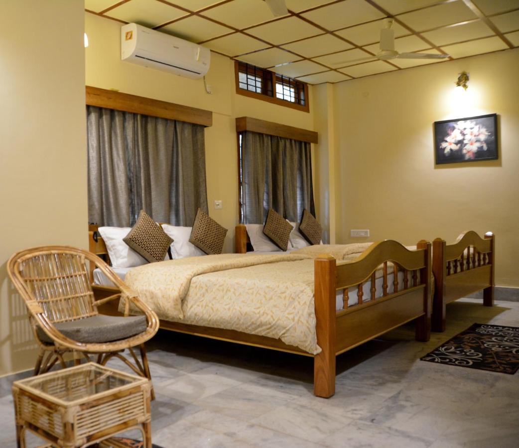 Nirvana Guest House Гувахати Экстерьер фото