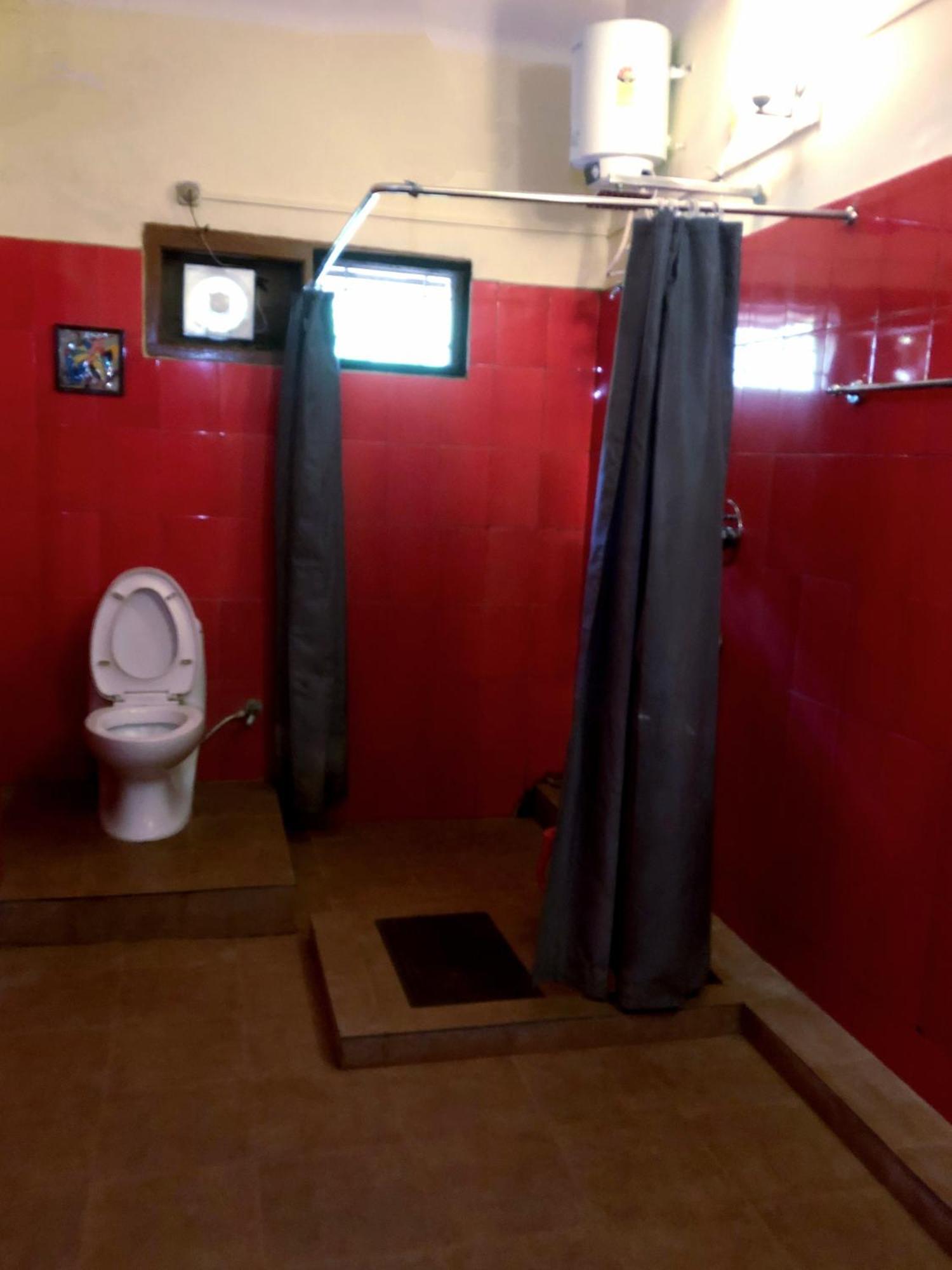 Nirvana Guest House Гувахати Экстерьер фото