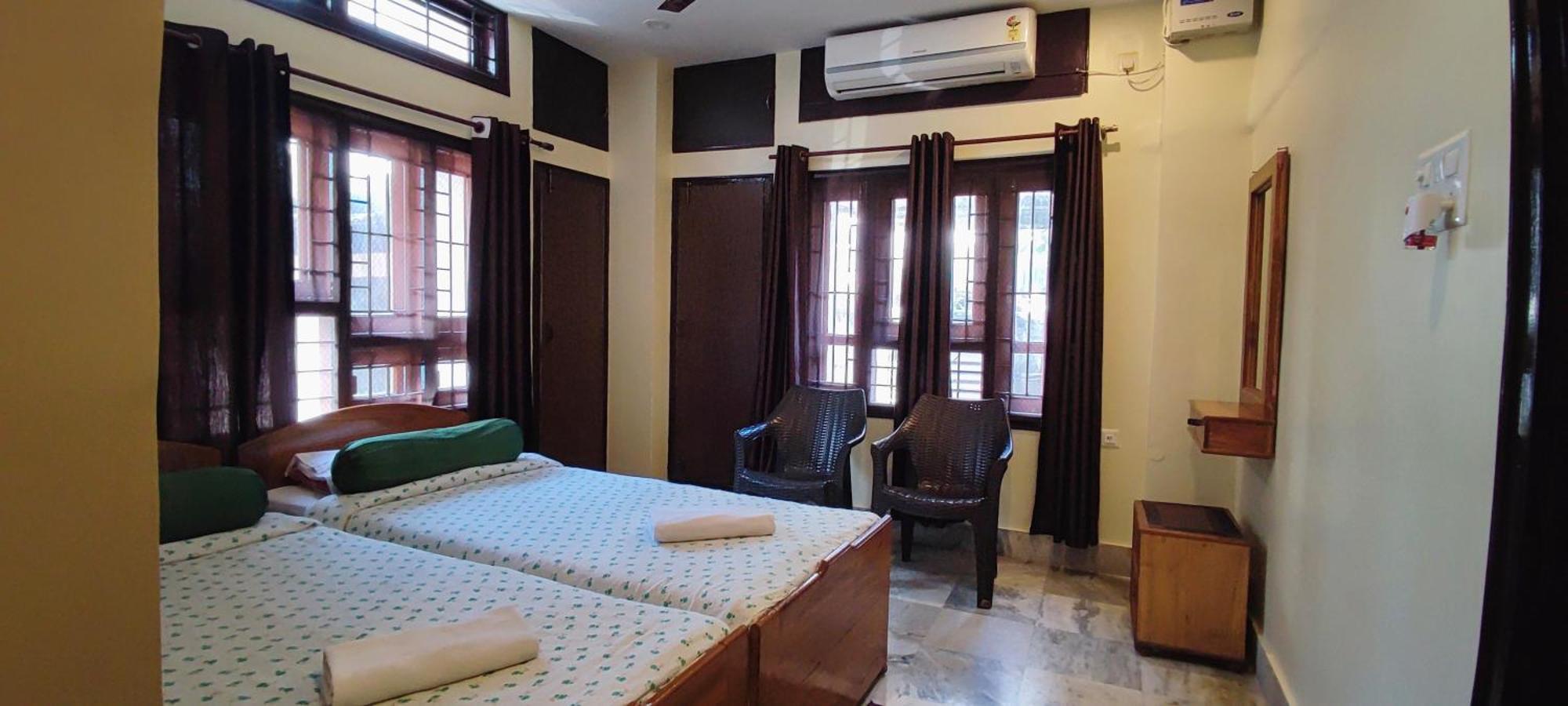 Nirvana Guest House Гувахати Экстерьер фото