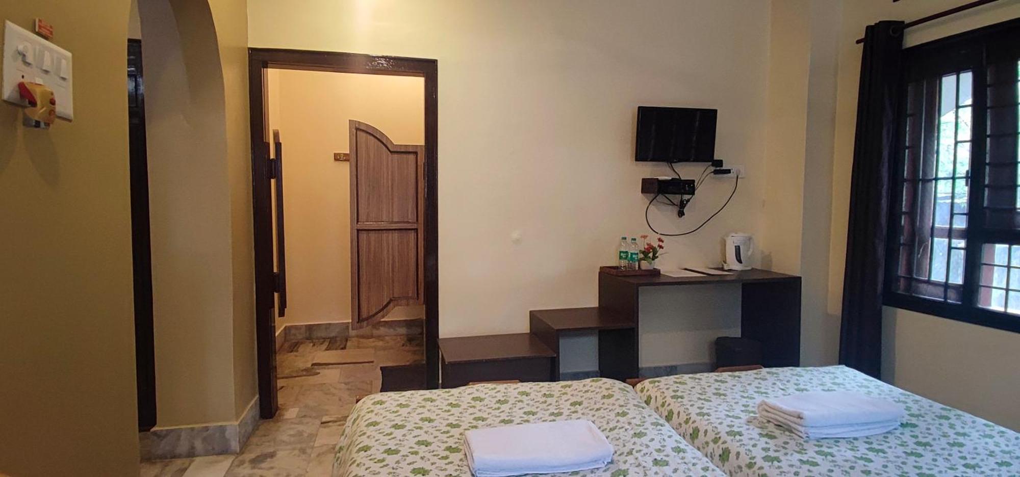 Nirvana Guest House Гувахати Экстерьер фото