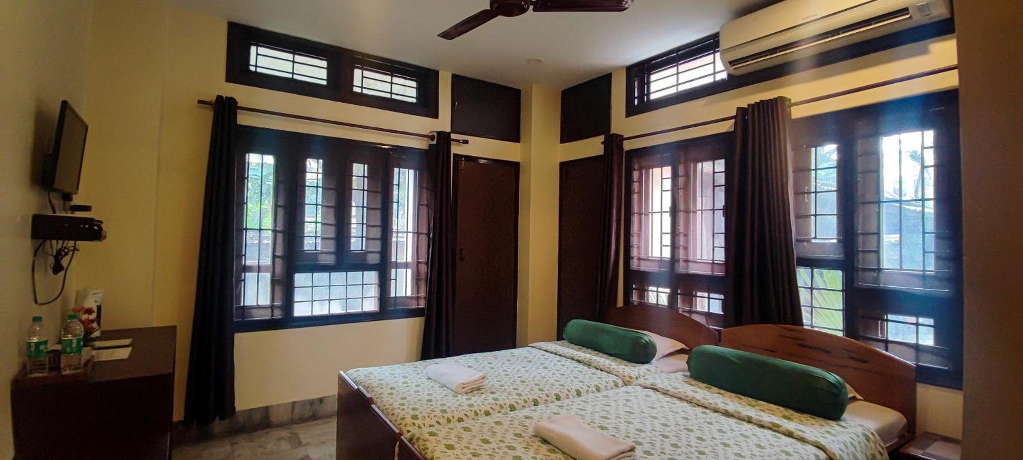 Nirvana Guest House Гувахати Экстерьер фото